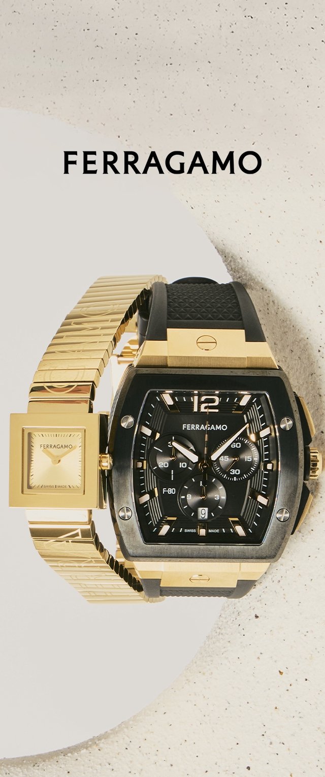 Reloj Ferragamo dorado con esfera cuadrada, esfera negra, acentos plateados y una combinación de pulseras de metal y goma con un patrón texturizado.
