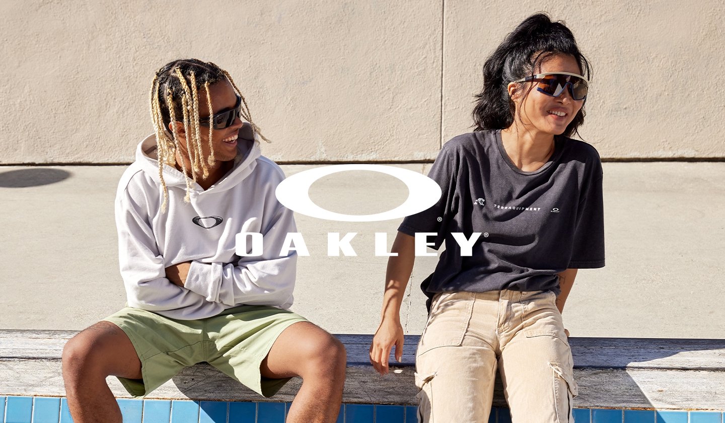 OAKLEY à prix discount chez ZALANDO PRIVÉ