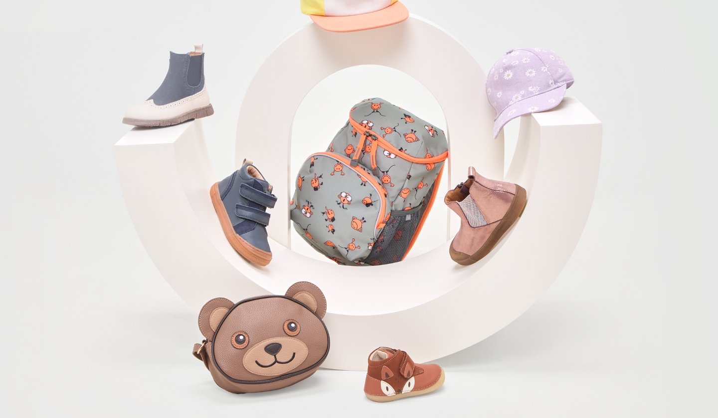 CHAUSSURES & ACCESSOIRES ENFANT en vente flash sur ZALANDO PRIVÉ