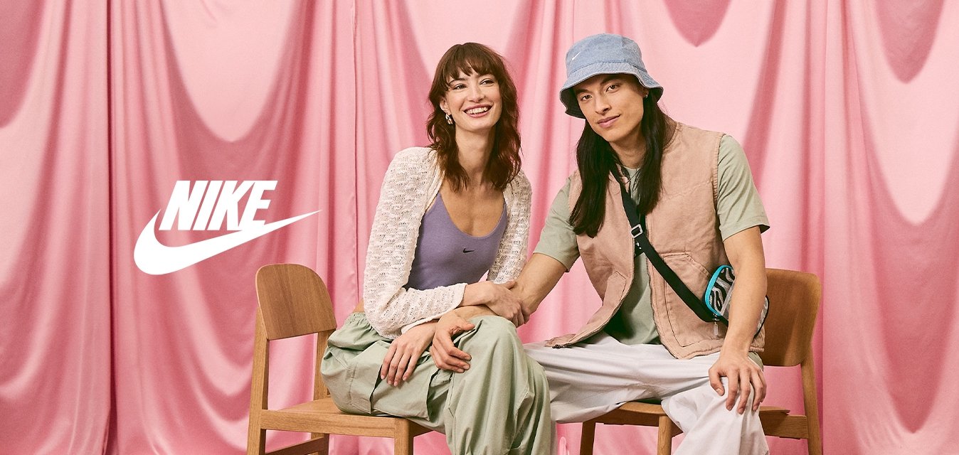 Nike Sportswear - Oděvy