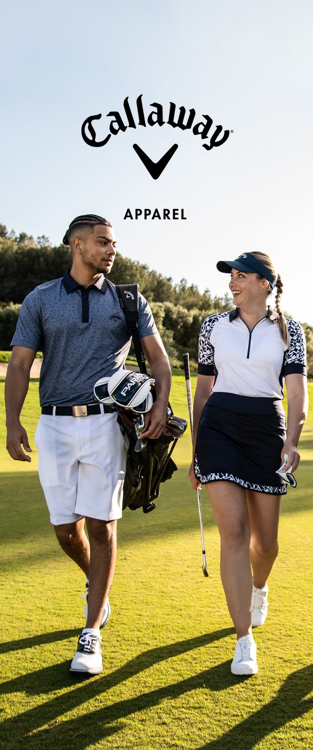 La ropa de Callaway presenta una camiseta polo de patrón azul y pantalones cortos blancos en un modelo masculino; una camiseta blanca con cremallera y mangas estampadas junto con una falda de color marino en un modelo femenino.