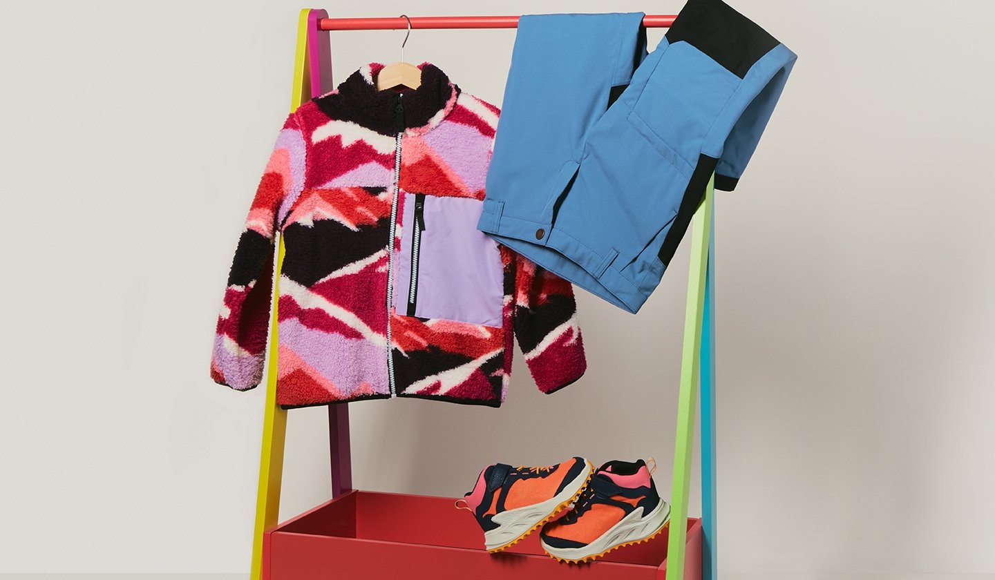 MODE SPORT & OUTDOOR ENFANT à super prix sur ZALANDO PRIVÉ