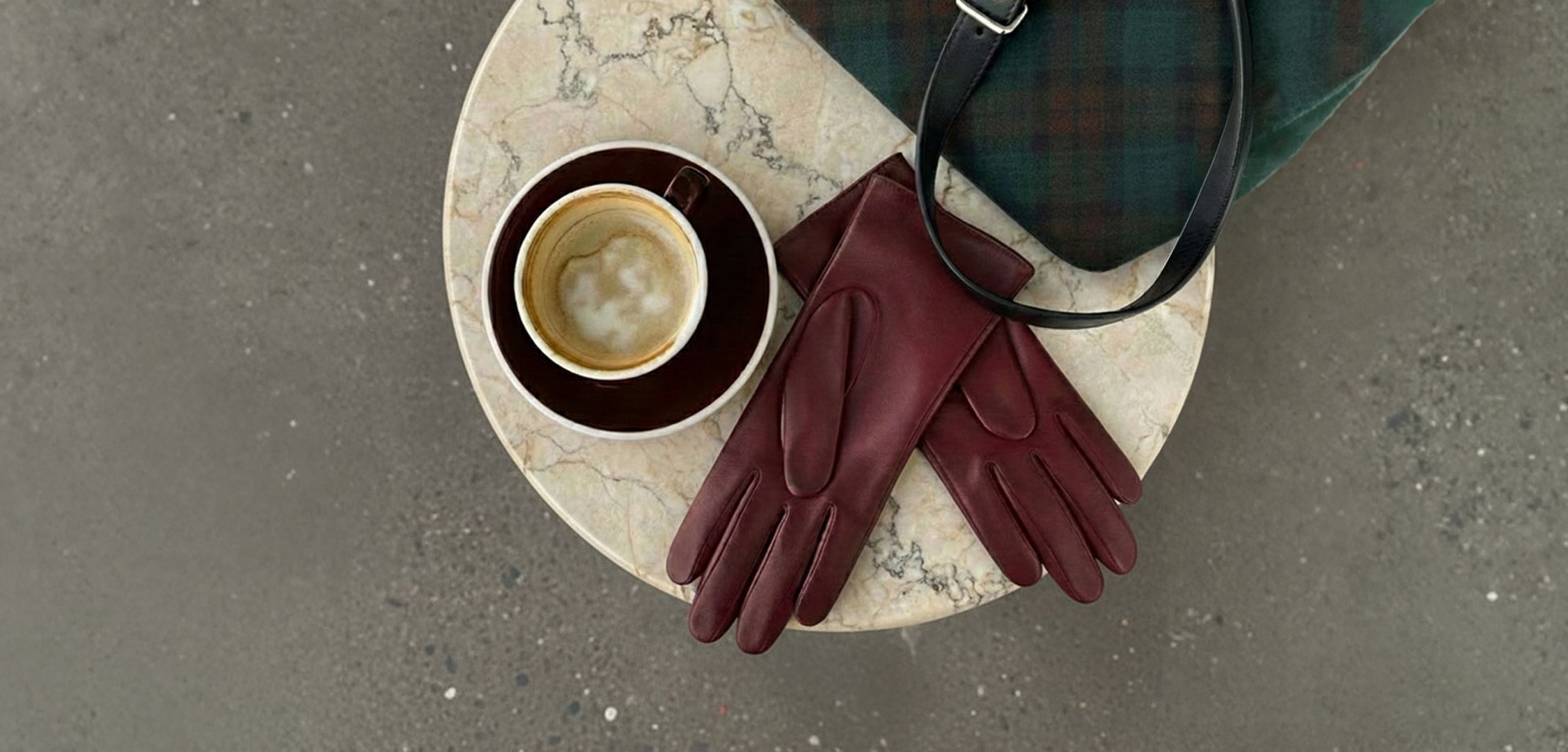 Leather gloves trend